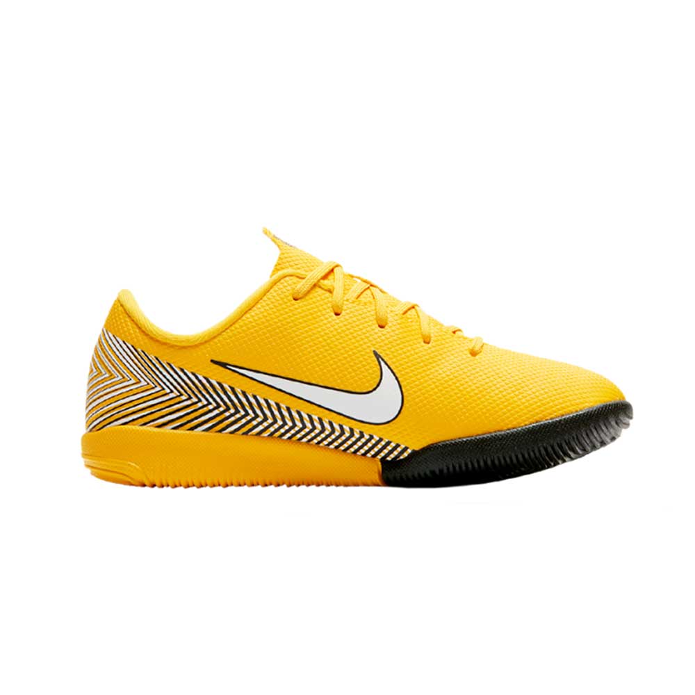 mercurial vapor 12 academy ic