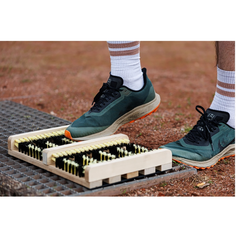 Tennisschuh Reiniger Holz OS