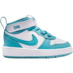 Court Borough Mid 2 Kleinkinder 