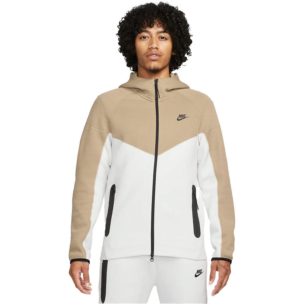 Teamsport Philipp | Nike Tech Fleece Hoodie FB7921/121 | günstig online  kaufen